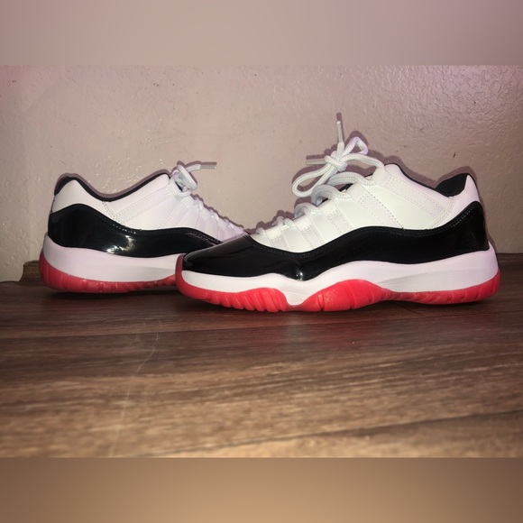 Jordan 11 concord bred